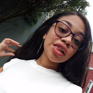 Meet your Posher, Natalia